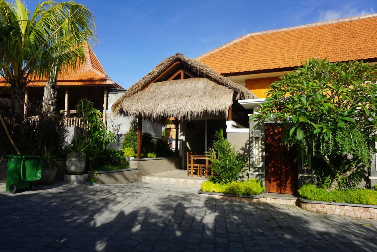 Ocho Bali Surf Camp Lägenhet Uluwatu Exteriör bild