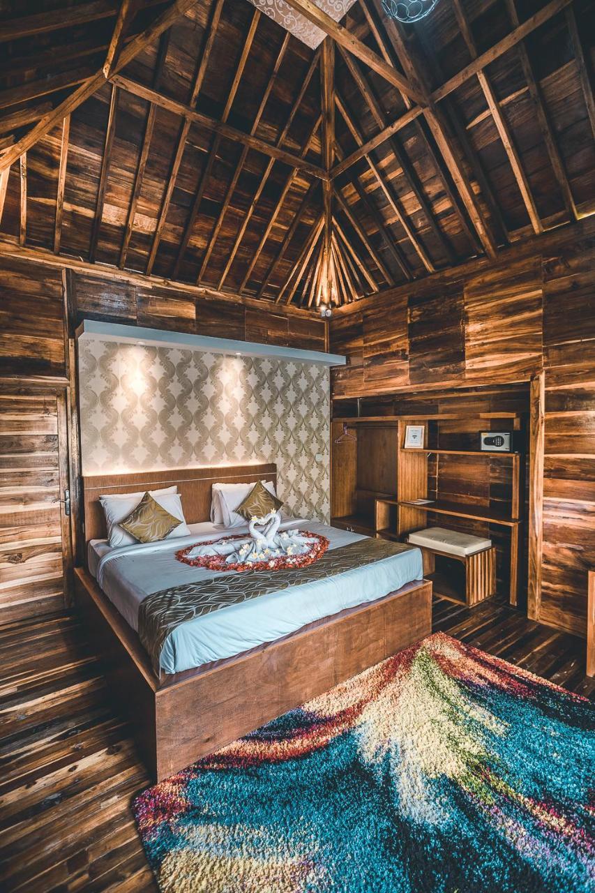 Ocho Bali Surf Camp Lägenhet Uluwatu Exteriör bild